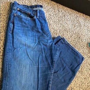 Men’s Lucky brand vintage straight leg jeans